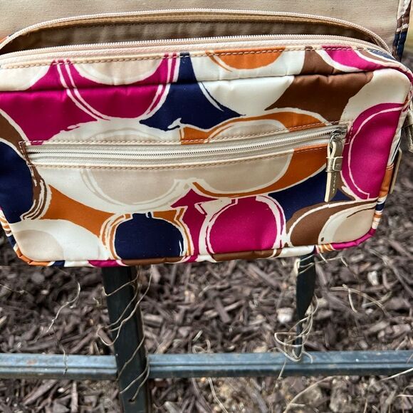 Coach signature satin hanging cosmetic toiletry bag - Picture 3 of 11